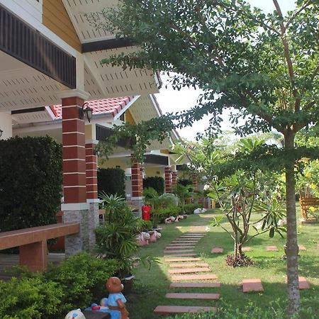 Rimbueng Resort Pranburi Exterior photo